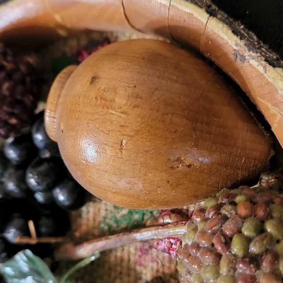 VINTAGE HANDCRAFTED BY ARMENIAN FOLK ARTIST WALL DECORATION. - Picture 10 of 11